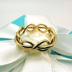 RARE Tiffany & Co. 1980 Jean Schlumberger 18K Yellow Gold Ring with Packaging